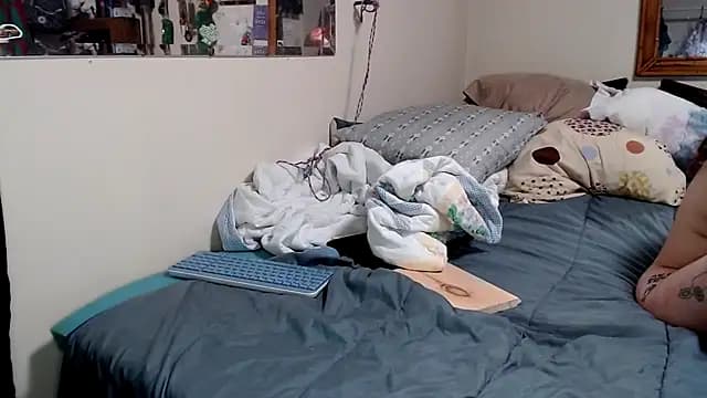 HarmlessPiece89 live cam