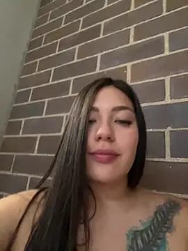 Latina_vanessa live cam