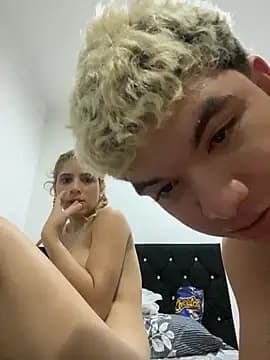 VelvetPassion live cam