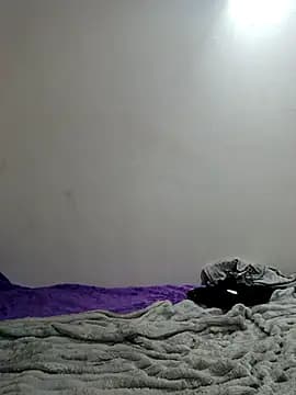 VirginPrincess06 live cam