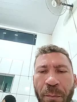 RobertoLuiz84 live cam