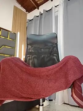 Oliver_bigblack_cock live cam