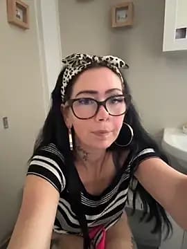 Its_Lush_Lily live cam