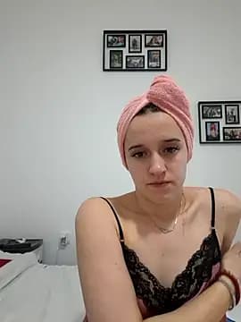 MMcouple200 live cam