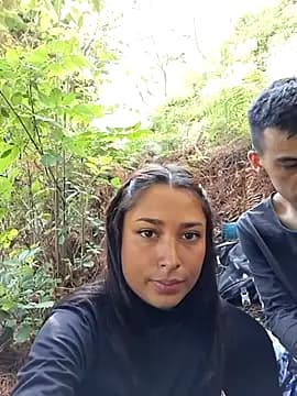Bonnie_Clydeee live cam