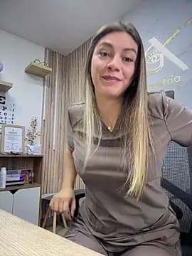 alicee16 live cam