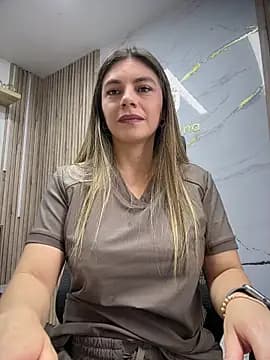 alicee16 live cam