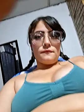 Backdoor_Newbie live cam