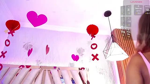 Charlotte_miles live cam