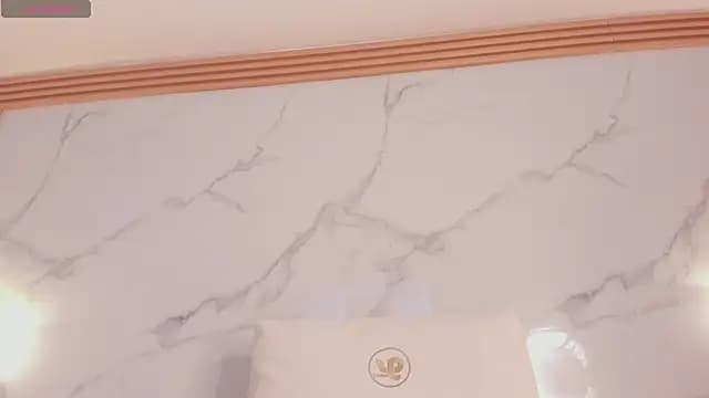 alena_kenner live cam