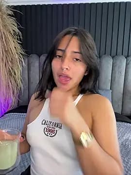 Nanda_vixen_ live cam