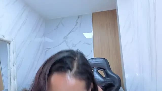 Lola_roses_tf live cam