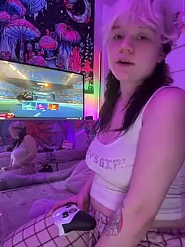 Cutiepiespanks live cam