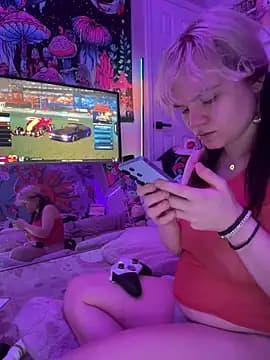 Cutiepiespanks live cam
