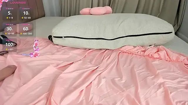 Zirael_swan live cam