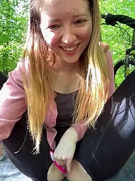 FayeFlame live cam