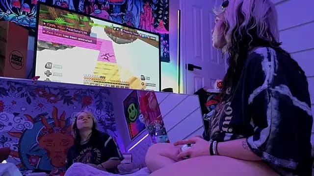 Cutiepiespanks live cam