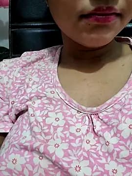 miss-amelia9 live cam