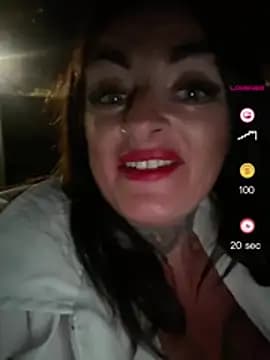 ScarletEire live cam