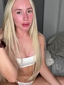SexySaraxxoo live cam