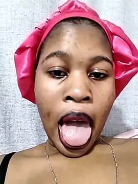 Cherrydollx live cam