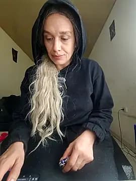 MARILYNMADELENAKOVANOVA live cam