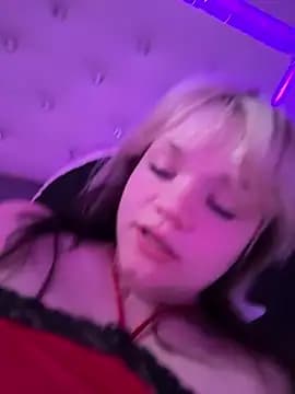 Cutiepiespanks live cam