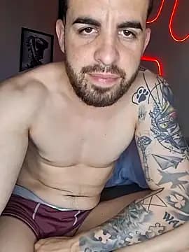 Cubanotatuado live cam