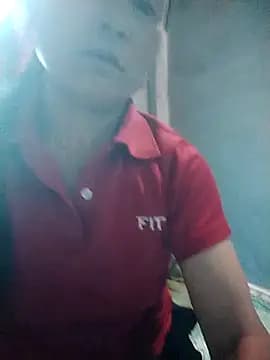 phlin1 live cam on Stripchat