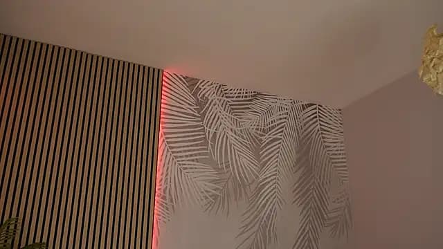 MiaVelvety live cam