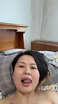xiaxia-2026 live cam