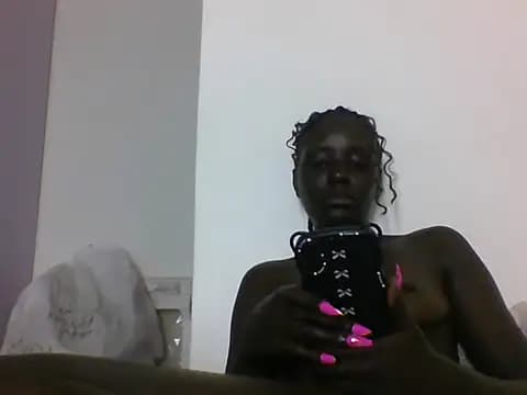 LatishLava live cam