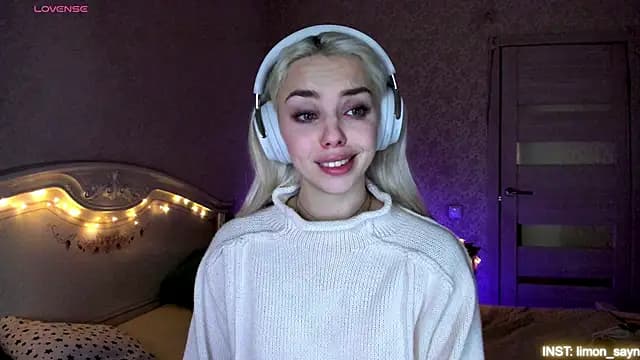 LillyMoure_ live cam