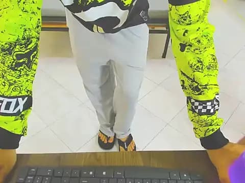 Juan_saul1 live cam
