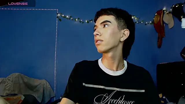 Juan_Gomezz26 live cam