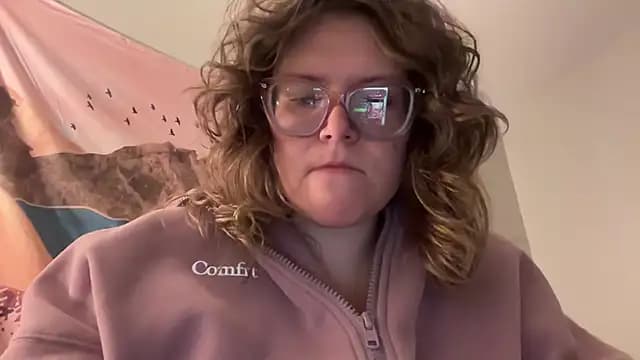 cozyqt94 live cam