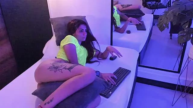marylin_gold live cam
