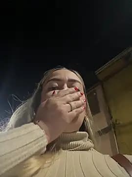 Danielavegax live cam