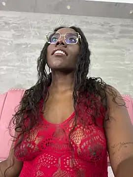 Alaia_Colins live cam