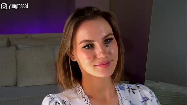 YungTessa live cam