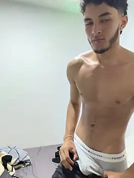 Tylerffoxx live cam
