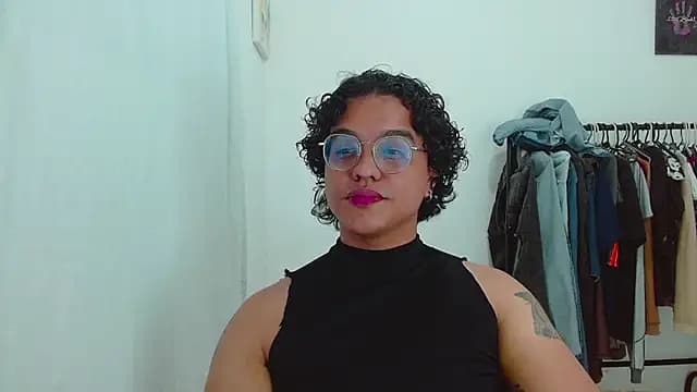Diane_exotic live cam