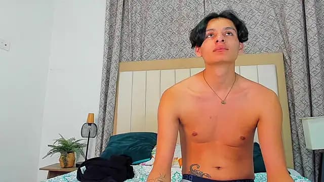 Maicol_ruiz972049 live cam