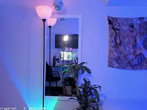 LarryGarzon live cam