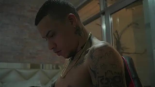 AlphaMasterXxx live cam