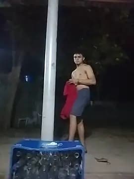 HOTRAINYGOLDEN live cam