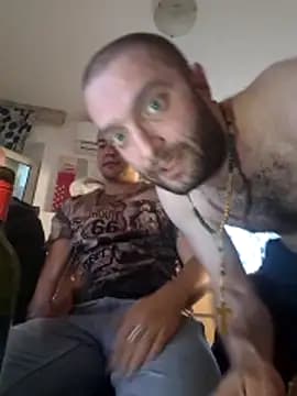 Zlyzloba21 live cam