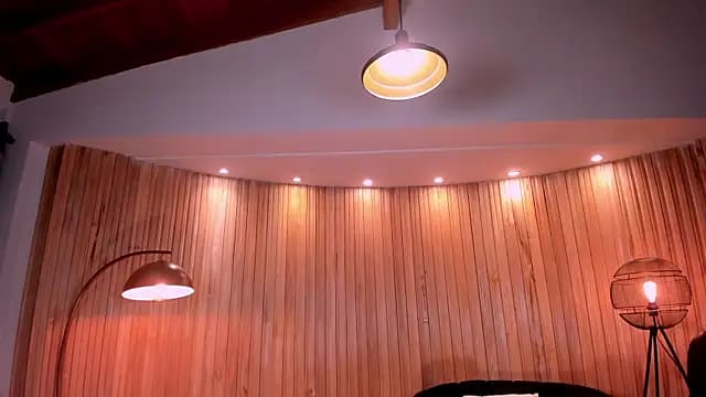 AgathaKondo_ live cam