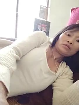 Abigail-22 live cam