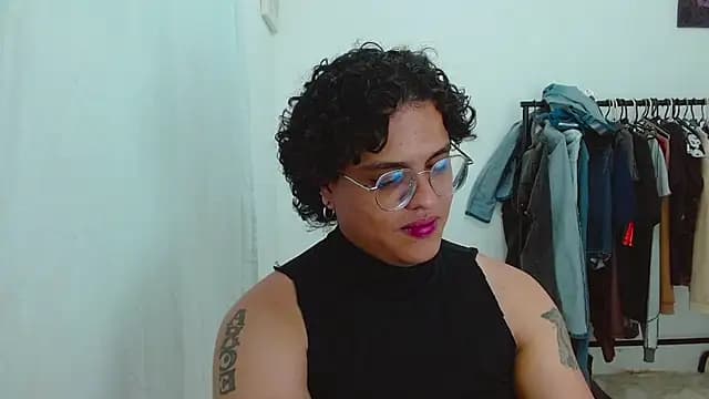 Diane_exotic live cam